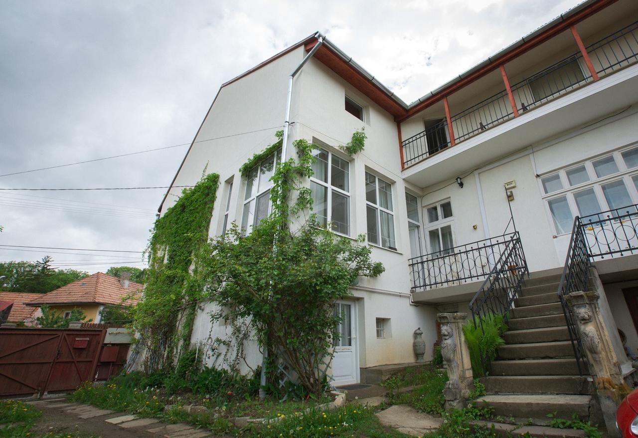 Casa Julia Hotel Odorheiu Secuiesc Exterior foto